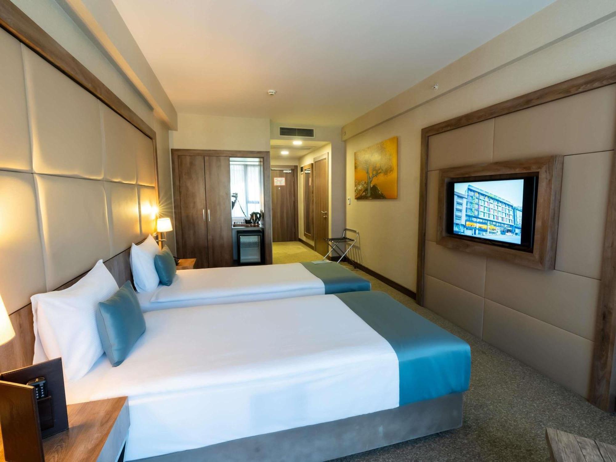 Ibis Styles Bomonti 4*
