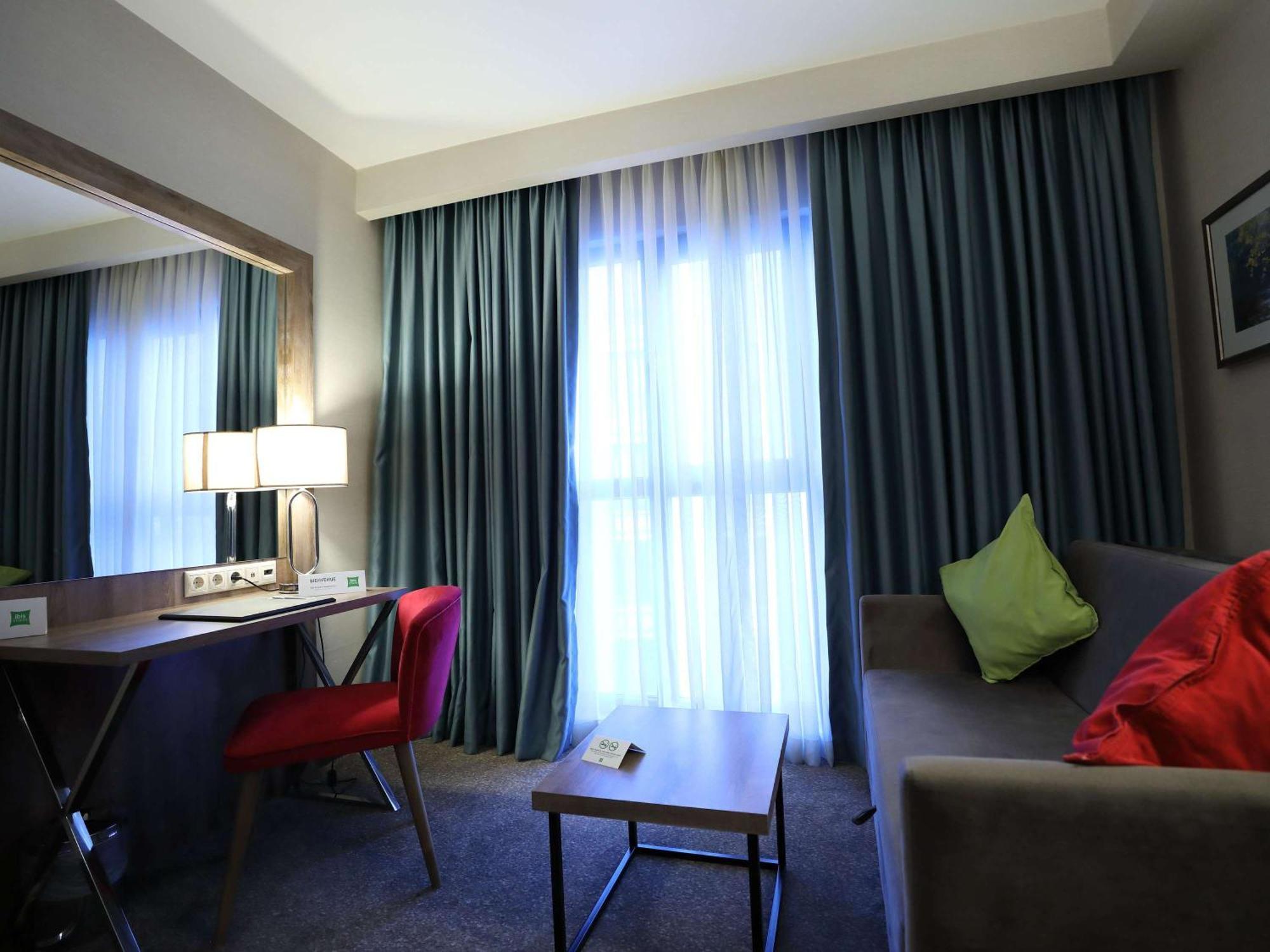 Hotel Ibis Styles Bomonti 4*