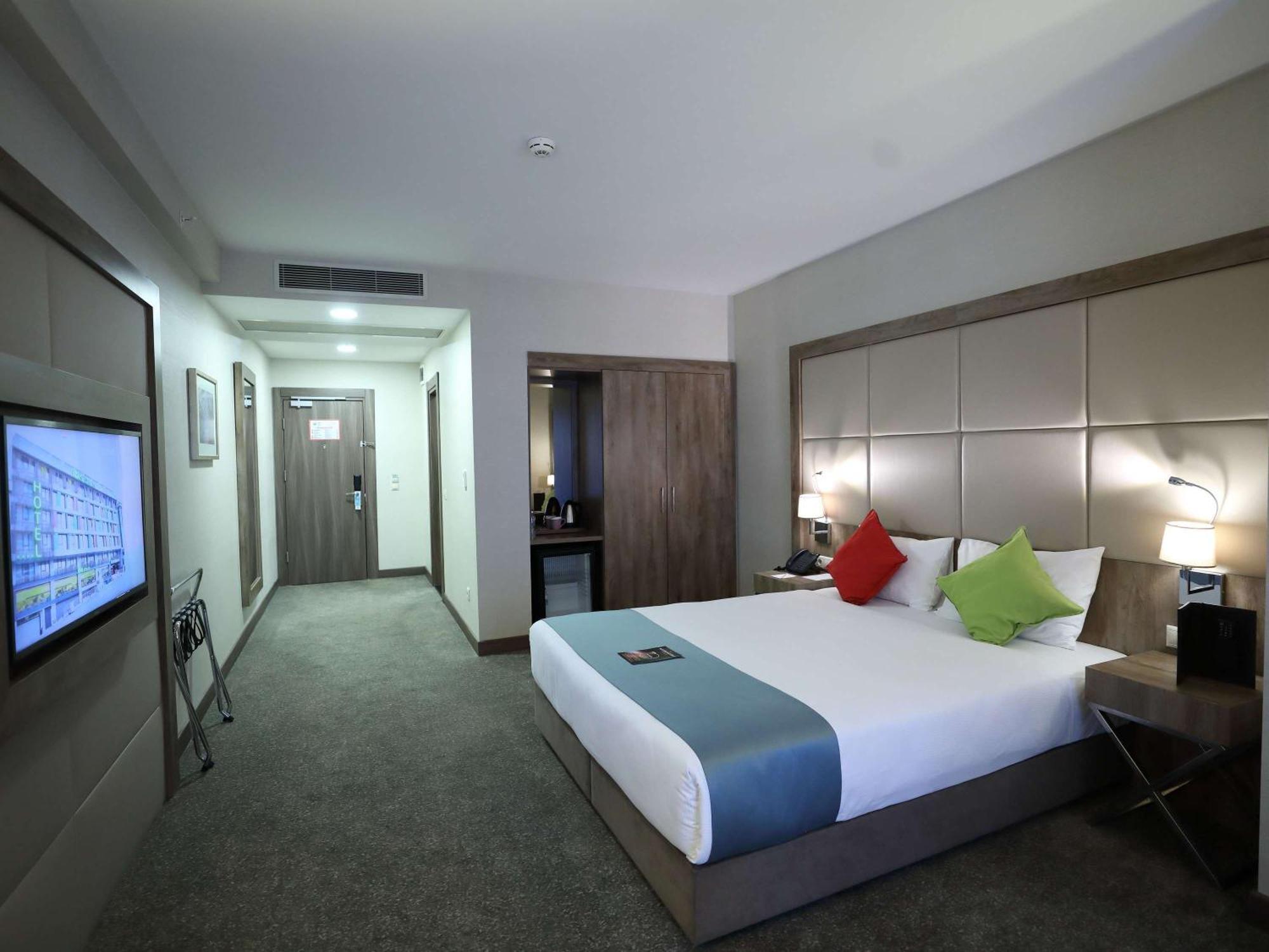 Hotel Ibis Styles Bomonti